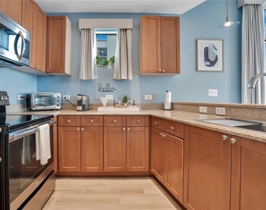 525 E Jackson Street - Photo Thumbnail 15