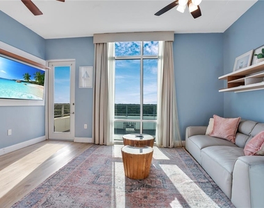 525 E Jackson Street - Photo Thumbnail 25