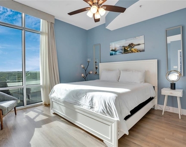 525 E Jackson Street - Photo Thumbnail 33