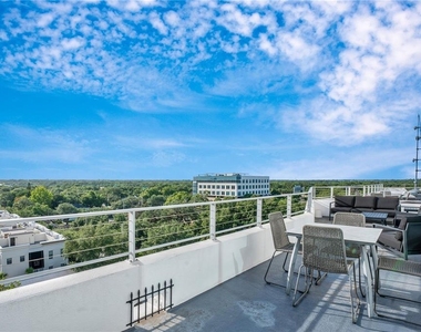 525 E Jackson Street - Photo Thumbnail 29