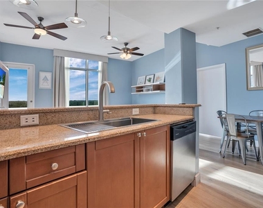525 E Jackson Street - Photo Thumbnail 18