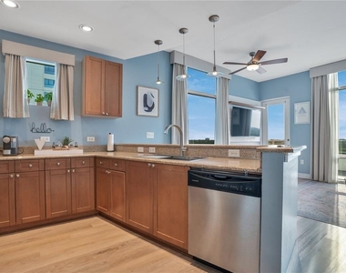 525 E Jackson Street - Photo Thumbnail 19