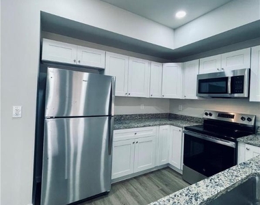 314 Barber Street - Photo Thumbnail 19