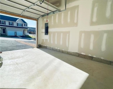 314 Barber Street - Photo Thumbnail 10