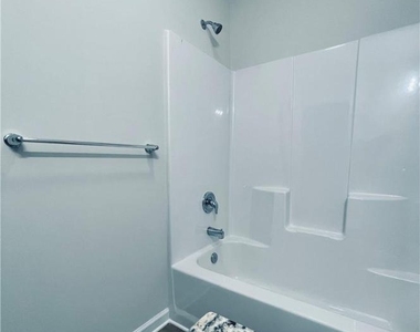 314 Barber Street - Photo Thumbnail 32