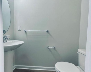 314 Barber Street - Photo Thumbnail 28