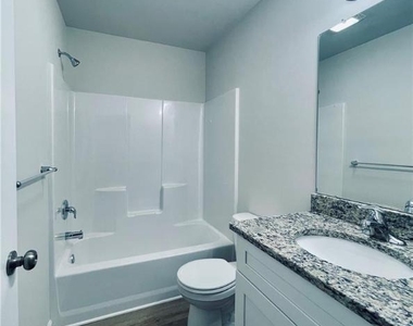 314 Barber Street - Photo Thumbnail 30