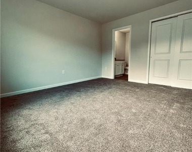 314 Barber Street - Photo Thumbnail 35