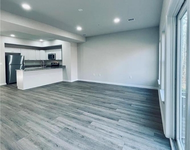 314 Barber Street - Photo Thumbnail 24