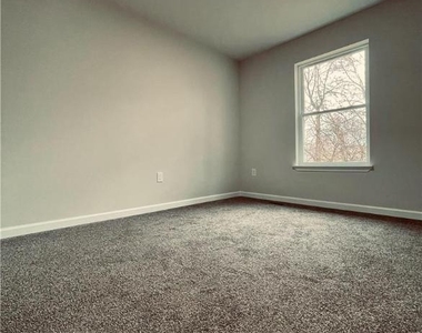 314 Barber Street - Photo Thumbnail 38