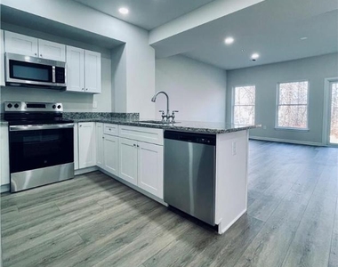 314 Barber Street - Photo Thumbnail 20