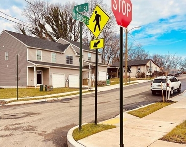 314 Barber Street - Photo Thumbnail 3