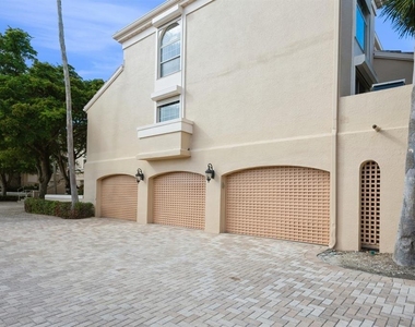 1195 Coquille Street - Photo Thumbnail 26
