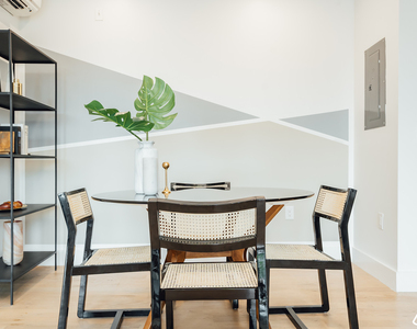 188 Humboldt Street - Photo Thumbnail 7