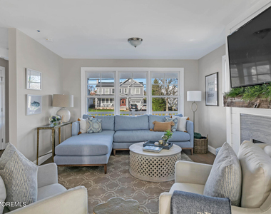 303 Pennsylvania Avenue - Photo Thumbnail 9