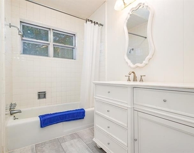 1909 8th Street - Photo Thumbnail 16