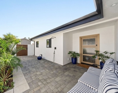 34051 Alcazar Drive - Photo Thumbnail 13