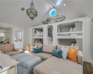 317 E Bay Front - Photo Thumbnail 36