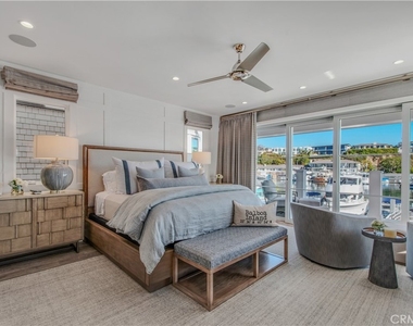 317 E Bay Front - Photo Thumbnail 28