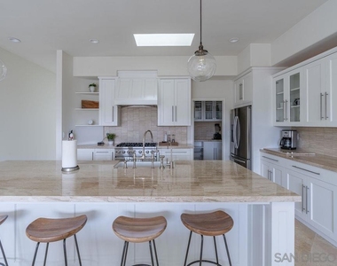 2508 Manchester Ave - Photo Thumbnail 16