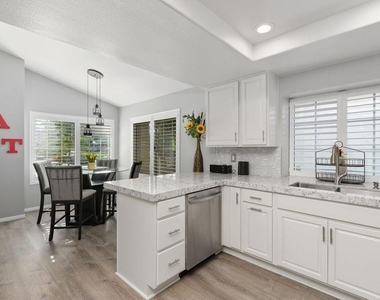 77630 N Calle Las Brisas - Photo Thumbnail 15