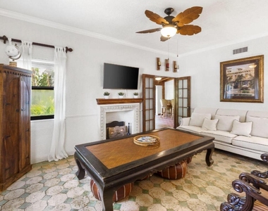 400 33rd Street - Photo Thumbnail 14