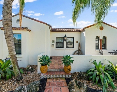 400 33rd Street - Photo Thumbnail 11