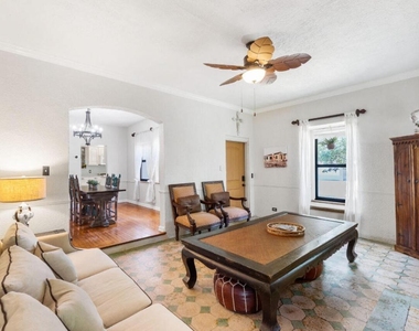 400 33rd Street - Photo Thumbnail 12