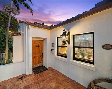 400 33rd Street - Photo Thumbnail 3
