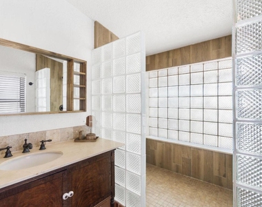 400 33rd Street - Photo Thumbnail 27