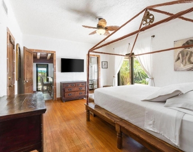 400 33rd Street - Photo Thumbnail 23