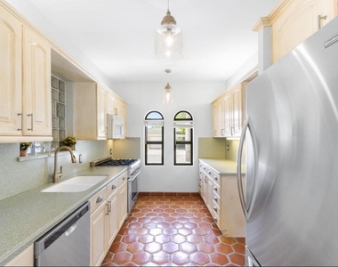 400 33rd Street - Photo Thumbnail 21