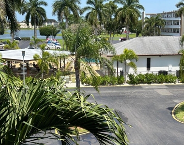 3070 Cornwall D - Photo Thumbnail 19