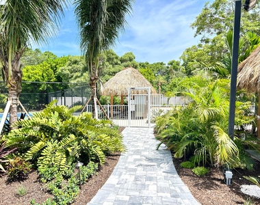 425 E Bougainvillea Drive - Photo Thumbnail 53