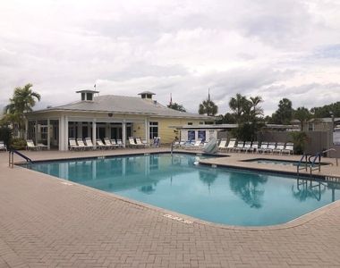 425 E Bougainvillea Drive - Photo Thumbnail 40