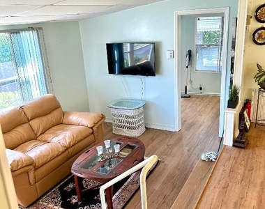 425 E Bougainvillea Drive - Photo Thumbnail 19