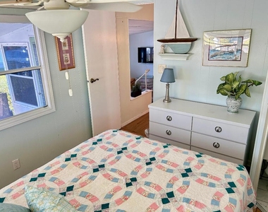 425 E Bougainvillea Drive - Photo Thumbnail 17