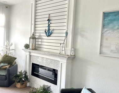 425 E Bougainvillea Drive - Photo Thumbnail 52