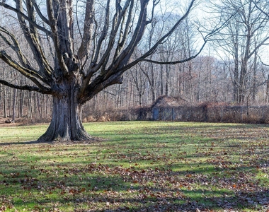 58 On The Green - Photo Thumbnail 30