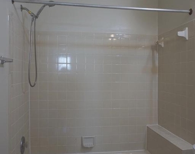 10824 Antigua Terrace - Photo Thumbnail 10