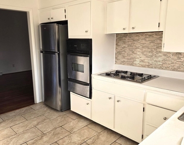 6624 Chippewa Drive - Photo Thumbnail 2