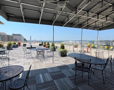 2475 Virginia Avenue Nw - Photo Thumbnail 13
