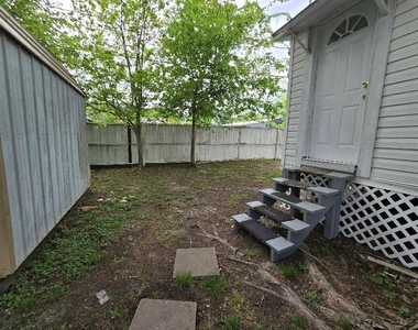 5815 Dylan Drive - Photo Thumbnail 10