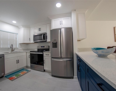 16007 Davis Road - Photo Thumbnail 2