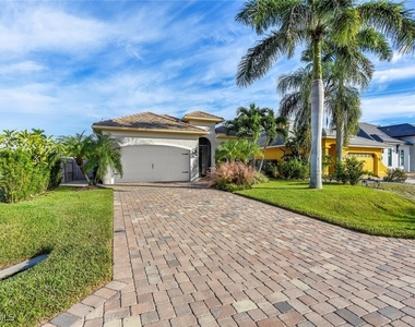 707 104th Avenue N - Photo Thumbnail 34