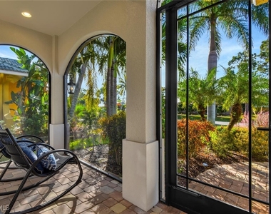 707 104th Avenue N - Photo Thumbnail 2