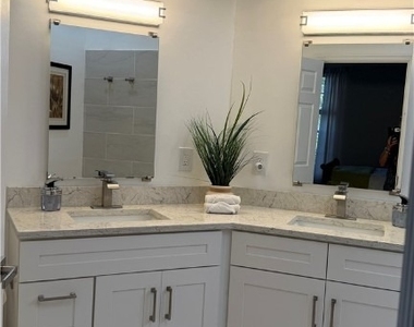 7710 Ahoy Avenue - Photo Thumbnail 23