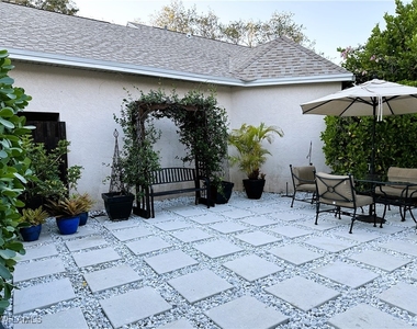 7710 Ahoy Avenue - Photo Thumbnail 2