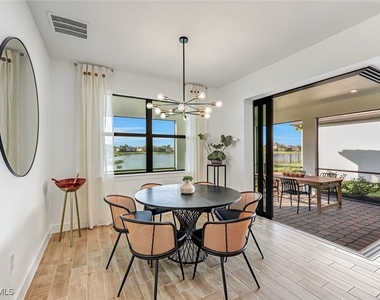 20530 Pebble Glen Drive - Photo Thumbnail 4