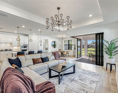 20530 Pebble Glen Drive - Photo Thumbnail 2